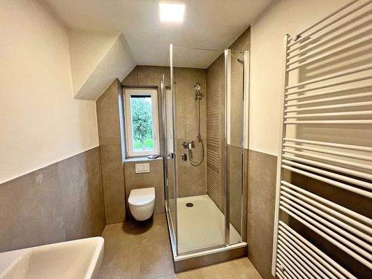 Dusch Bad Obergeschoss