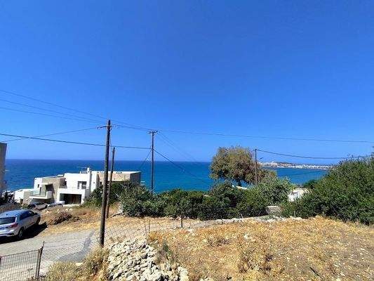 Kreta, Rethymno: Investitionsgrundstück mit Meerblick nahe Stadtzentrum zu verkaufen