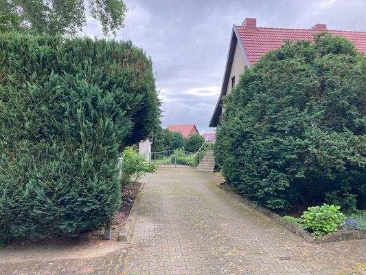 Zufahrt zum Grundstück