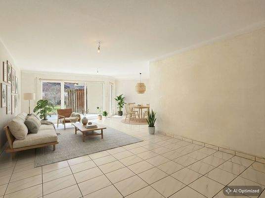 [KI-optimiertes Foto] Großzügiger und heller Wohn- und Essbereich