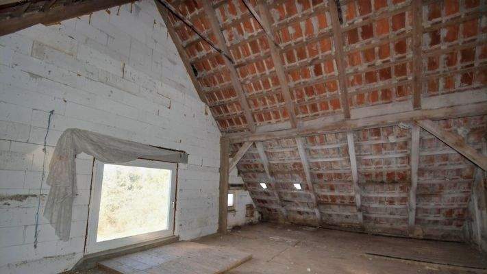 Dachboden 2 (Ausbaureserve)