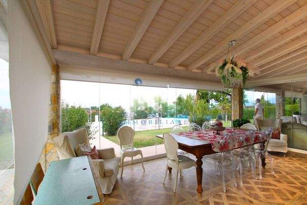 moderne Villa in Bardolino (13).jpg