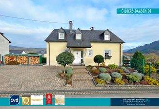 Riol: Top Wohnhaus mit Garten