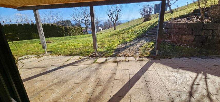  HG Wohnen, Blick auf die UG-Terrasse