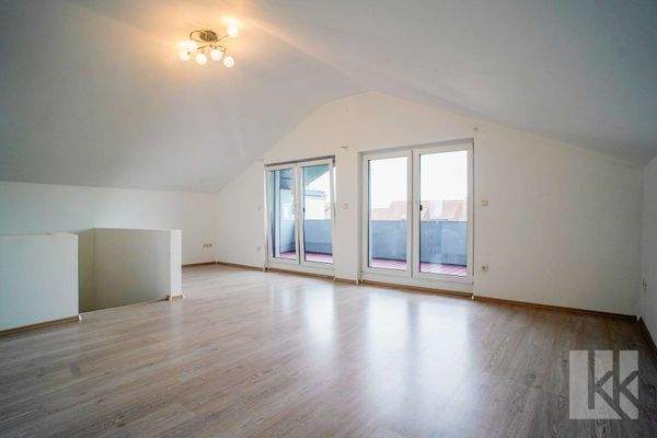 Galerie im DG mit Zugang zum...