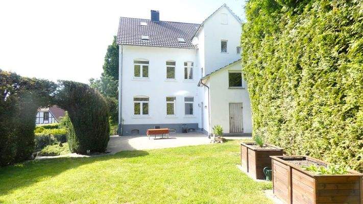 rückwärtige Ansicht vom Garten