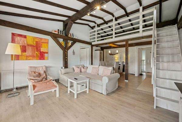 Wohnbereich mit Blick zur Galleri