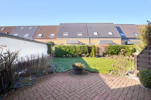 Terrasse und Garten