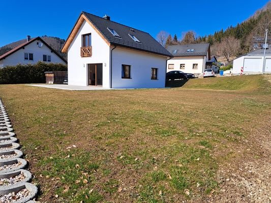 Haus mit Grundstück .jpg