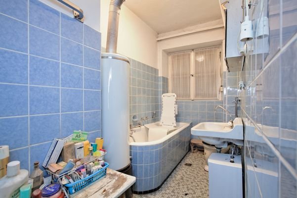 1. OG Badezimmer.jpg