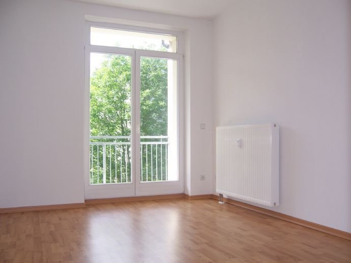 !!!UNI-NÄHE-Super WG-geeignete Wohnung mit Balkon und neuer EBK!!!!