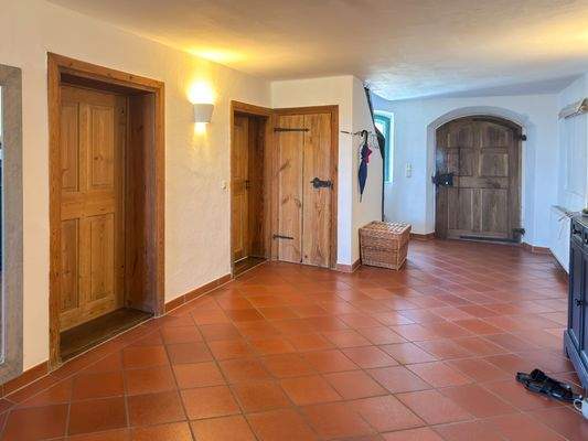 Flez EG (Vermietetes Haus)