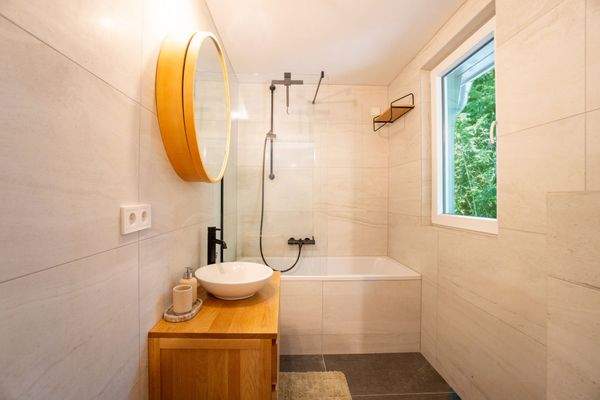 Bungalow 2  - Wannenbad 