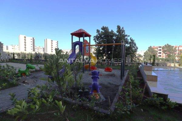 Apartments within Walking Distance of the Sea in Erdemli Mersin