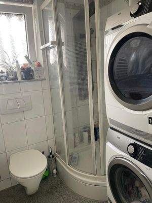 Badezimmer Dusche.jpg