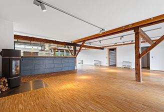 1. OG - Großer Raum / Eventküche / Umwandlungspotenzial