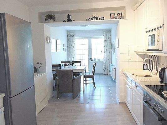 Blick in die Küche.JPG