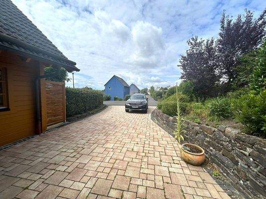 Zufahrt zur öffentl. Straße / Sackgasse kein Durchganzsverk. 