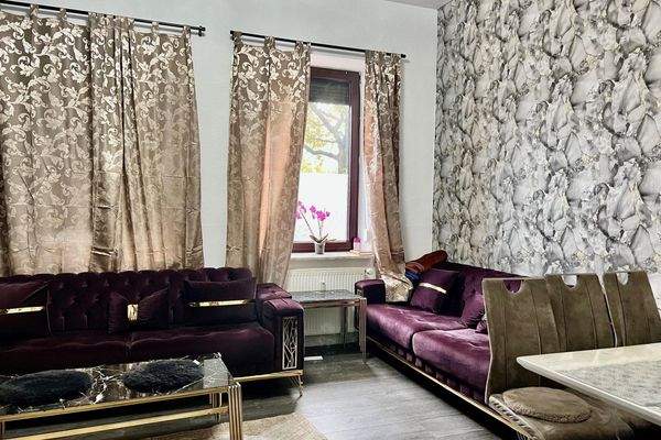 Wohnzimmer (Zimmer 1)