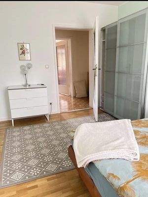 Schlafzimmer 1 mit Balkon