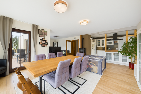 Offener Wohn- und Essbereich