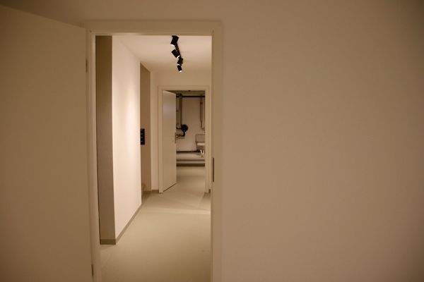 17 Keller_Flur 2.jpg