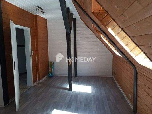 WE Dachgeschoss Zimmer