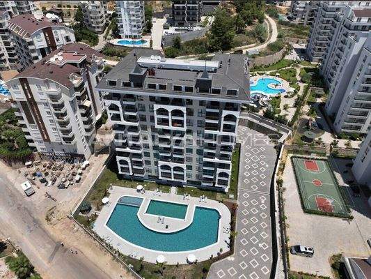 Modern Real Estate Close to the Seacoast in Alanya, Avsallar