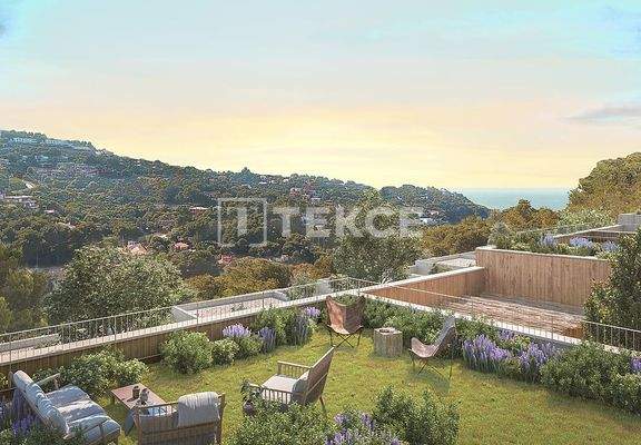 Luxury Beachfront Apartments Surrounded by Nature in Begur