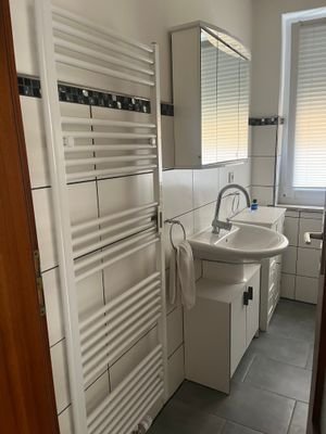 Badezimmer mit begehbarer Dusche