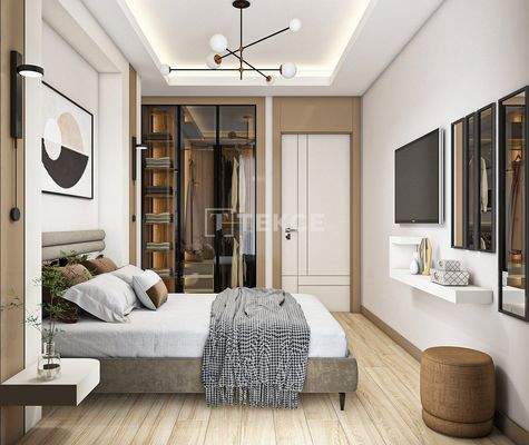 Flats in a Complex with Pool in Güzeloba, Antalya