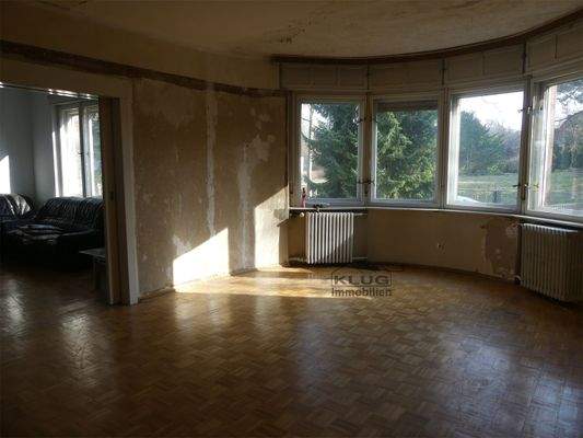 Wohn und Esszimmer mit Durchga