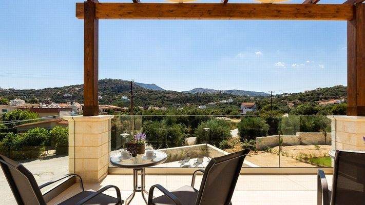 Stonevilla For Sale in Almirida, Stonevilla For Sa