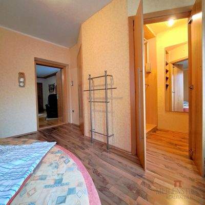 Schlafzimmer OG Schrankräume