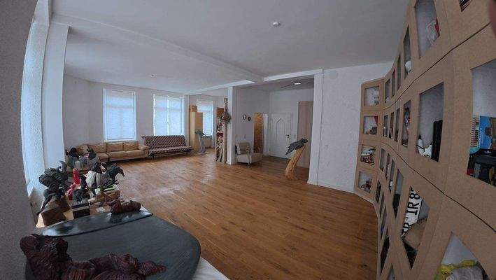 Blick in den Wohnbreich.JPG