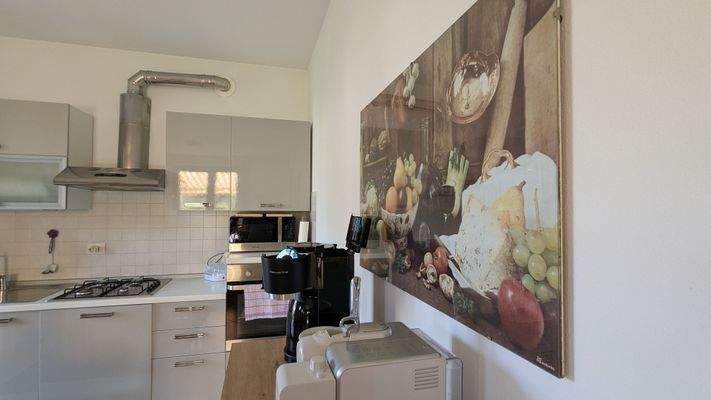 Wohnzimmer mit Küche.jpg