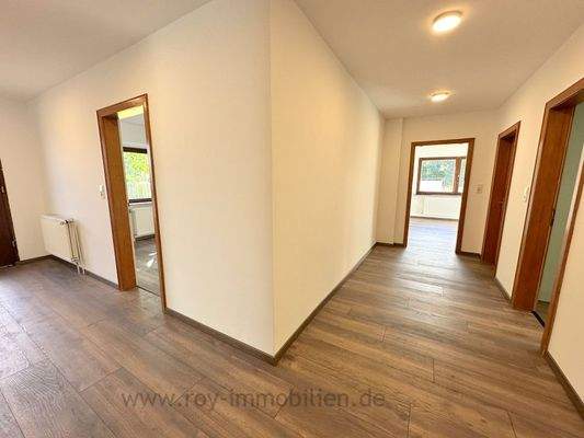 heller, großer Flur