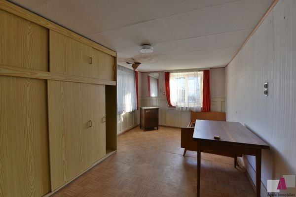 Zimmer 2 OG
