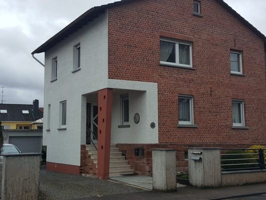 Straßenansicht