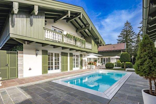 Anwesen Aussenansicht