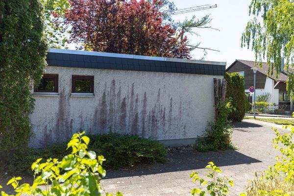 Schönes Grundstück mit Altbestand