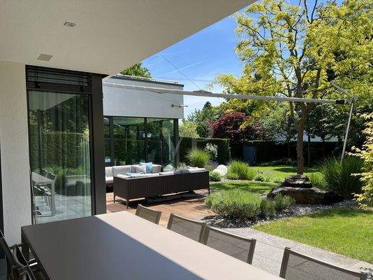 Überdachte Terrasse