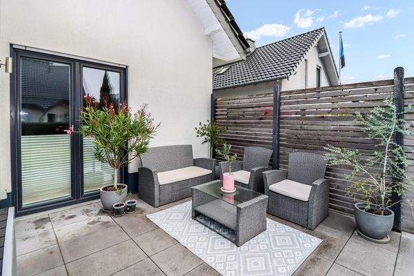 Terrassenansicht vorne