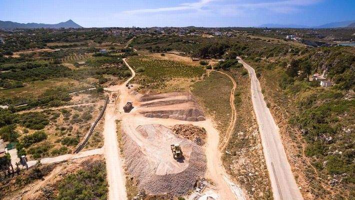 Kreta, Tersana: IM BAU: Zwei luxuriöse Steinvillen in Tersanas Beach zu verkaufen