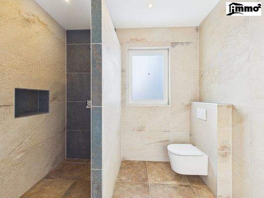 Bad 1 mit Dusche | OG