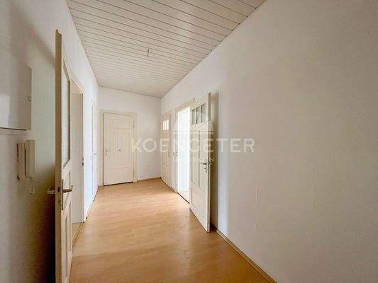 Leipzig - Neulindenau | Flur