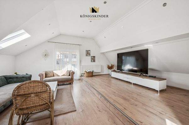 Geräumiges Wohnzimmeroto-100