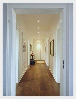 01 Flur - Eingang hinten rechts.jpg