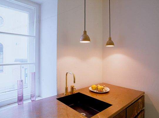 Küchenarbeitsplatte aus edlen Kupferblechen