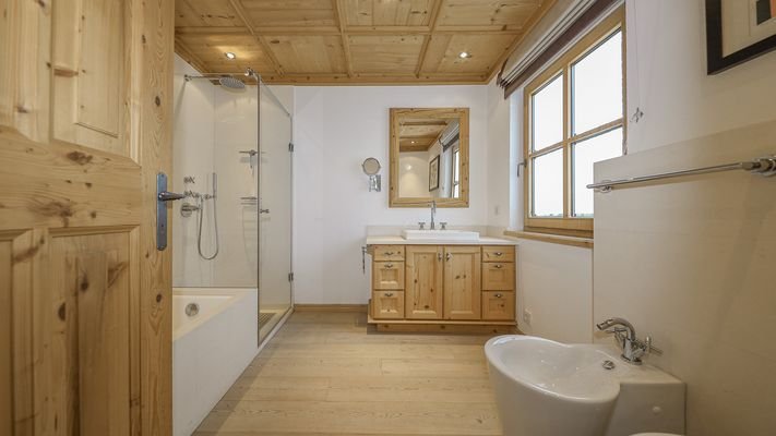 KITZIMMO-Exklusive Haushälfte in Toplage kaufen - Immobilien Jochberg.